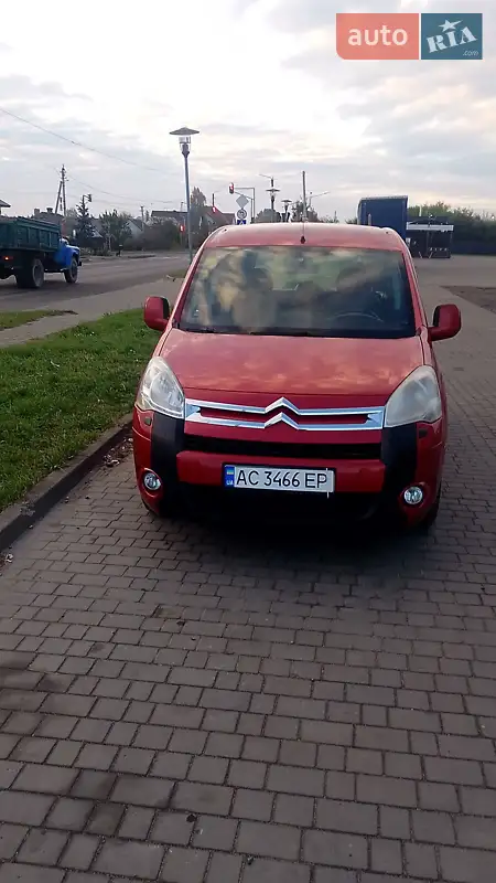 2011 citroen berlingo