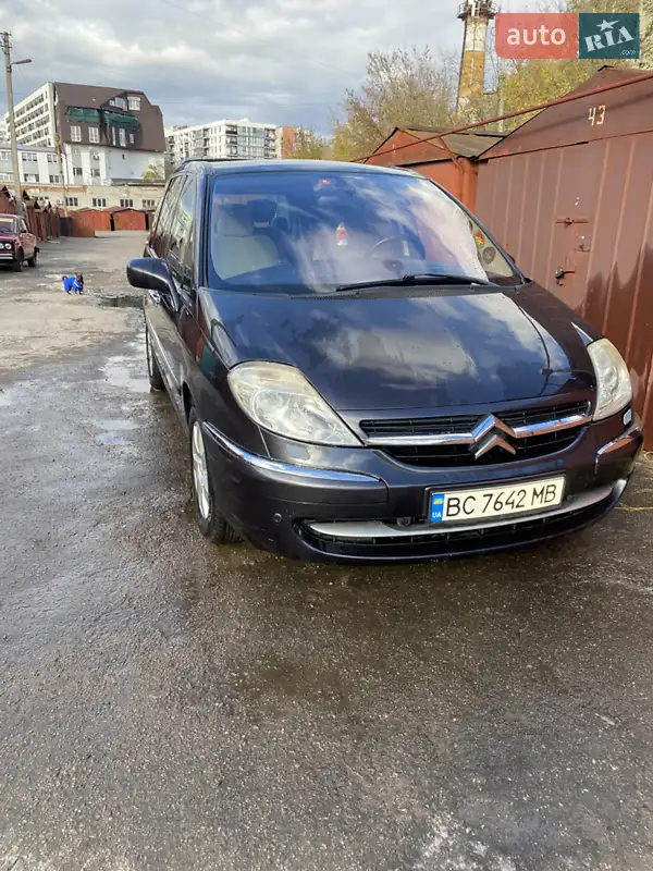 2008 citroen c8