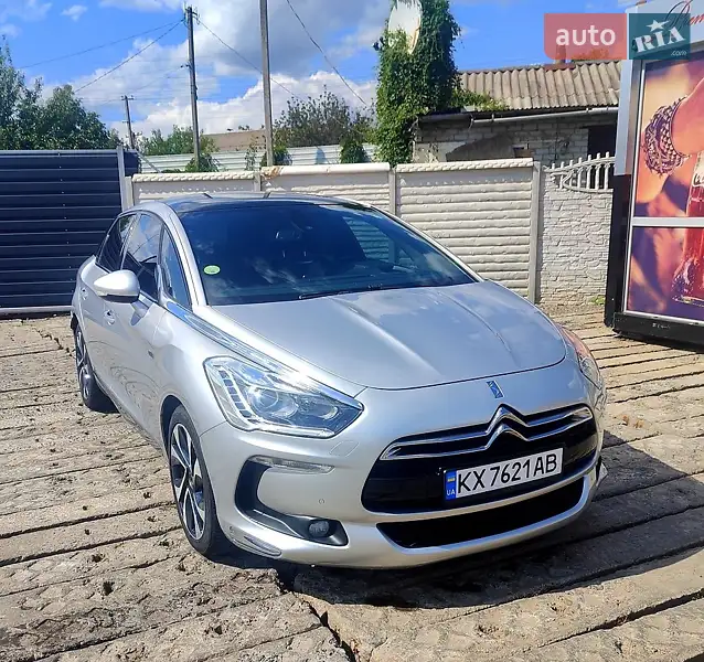 2013 citroen ds5