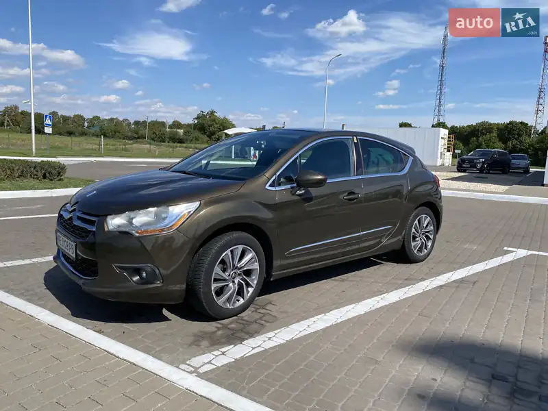 2013 citroen ds4