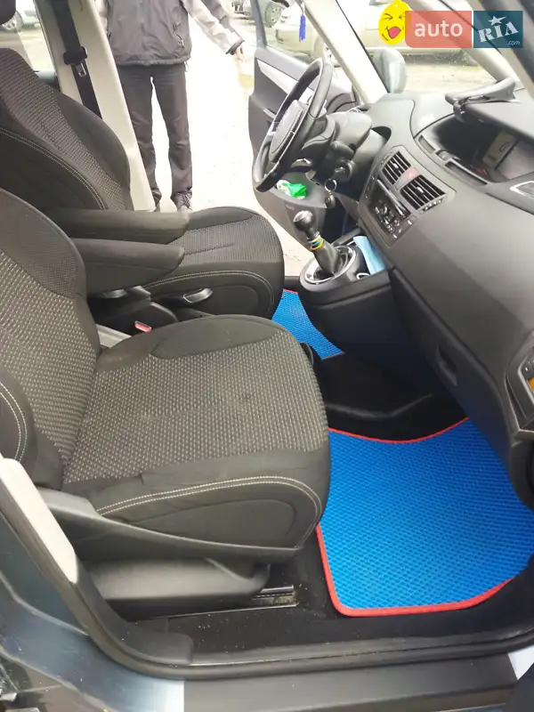2012 citroen c4-picasso