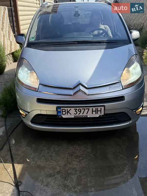 2010 citroen c4-picasso