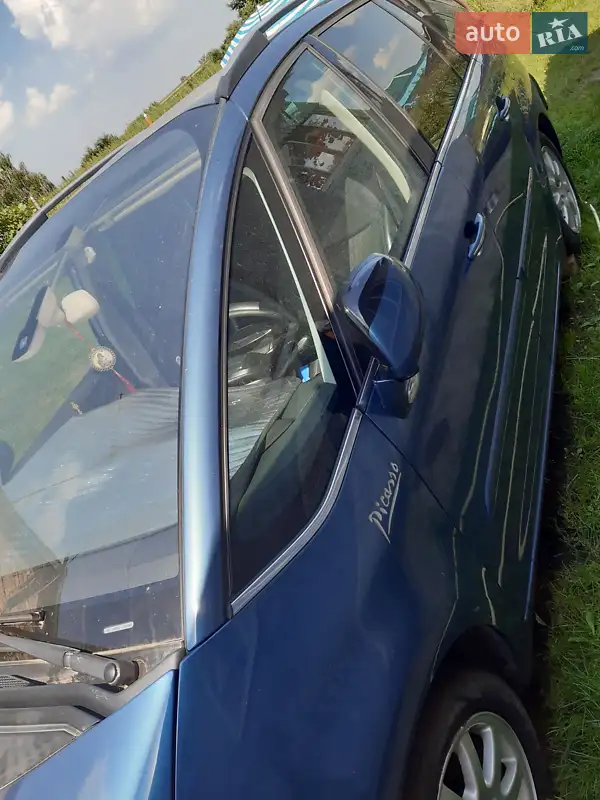 2012 citroen c4-picasso