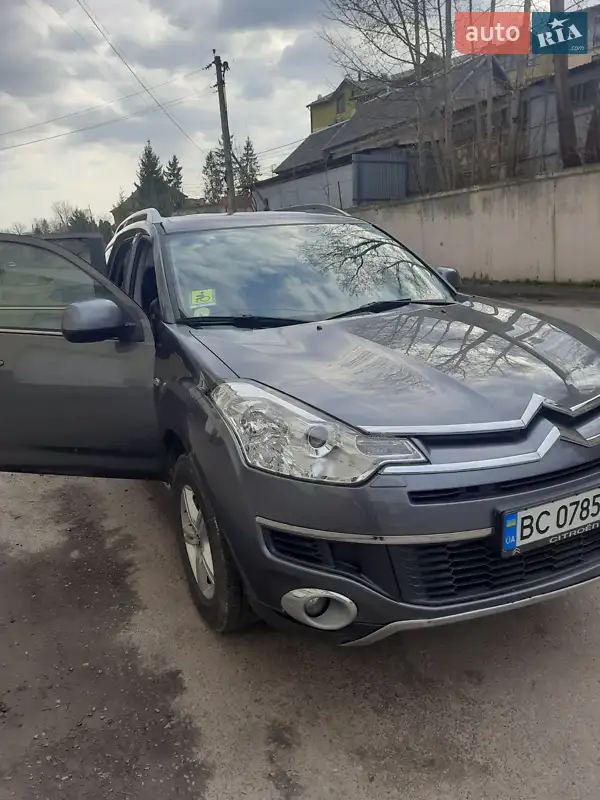 2012 citroen c-crosser