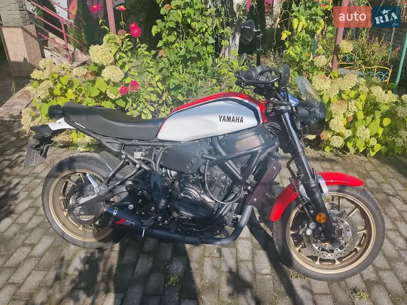 2020 yamaha xsr700