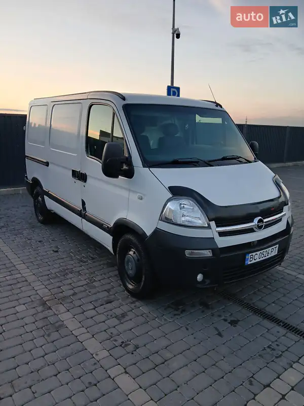 2004 opel movano