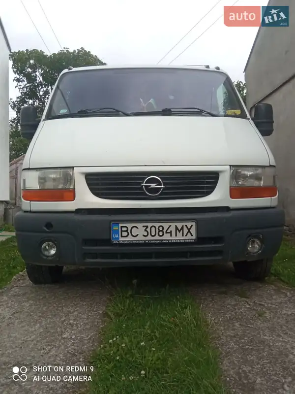 2001 opel movano