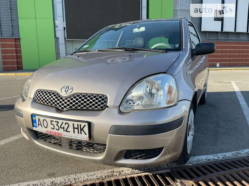 2003 toyota yaris