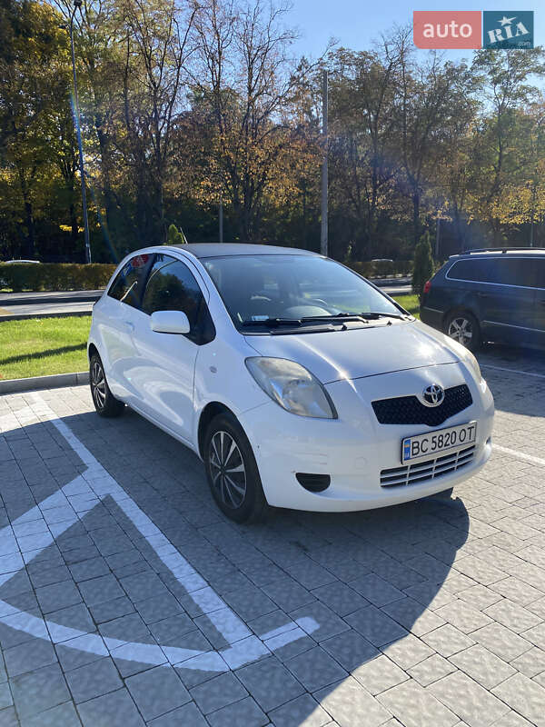 2008 toyota yaris