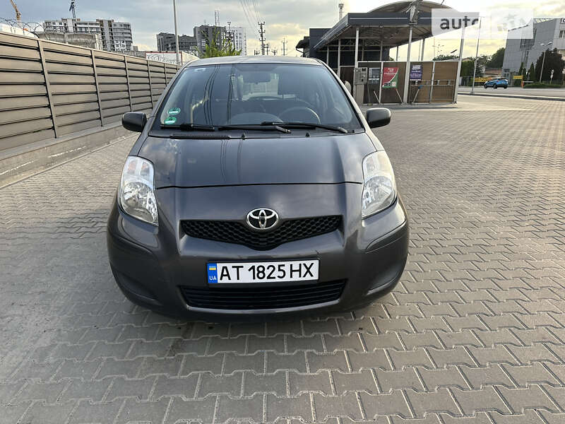 2009 toyota yaris