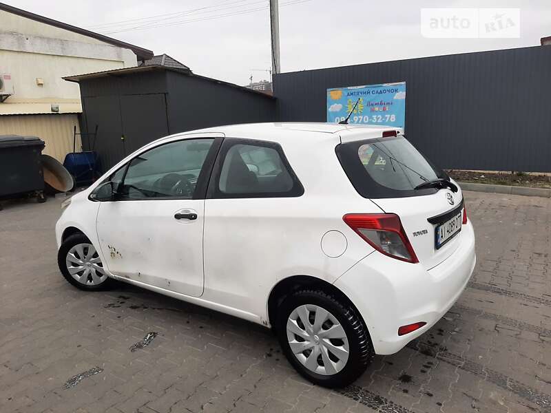2014 toyota yaris