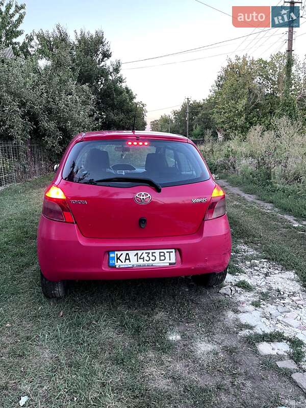 2006 toyota yaris