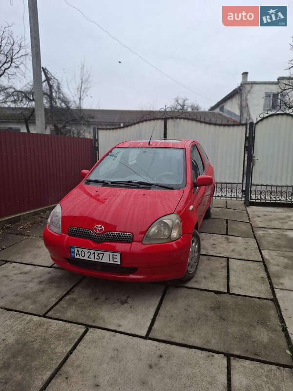 2002 toyota yaris