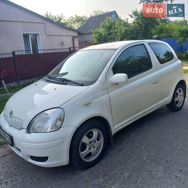 2003 toyota yaris