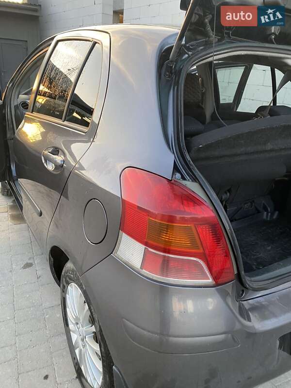 2009 toyota yaris