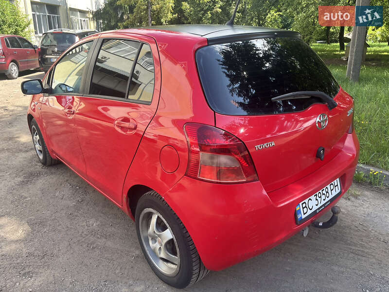 2007 toyota yaris