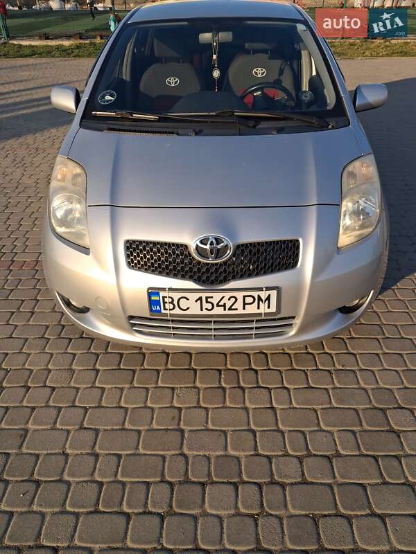 2008 toyota yaris