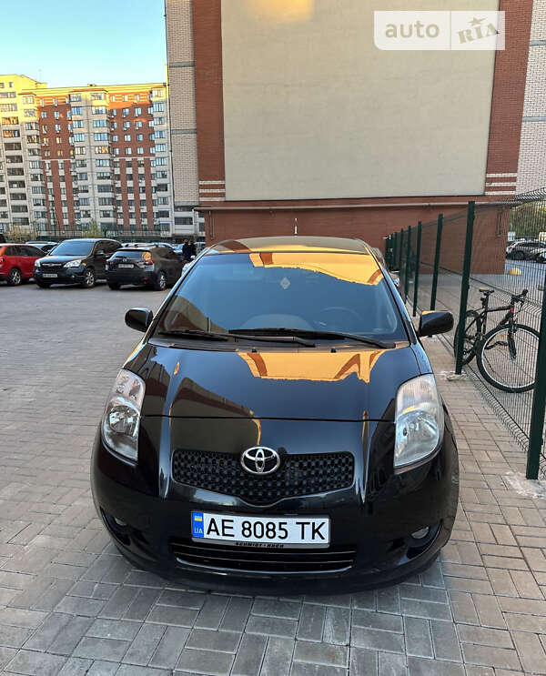 2005 toyota yaris