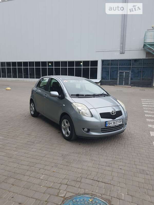 2007 toyota yaris