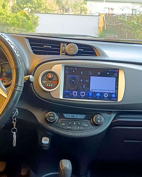 2014 toyota yaris