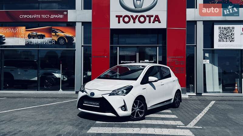 2018 toyota yaris hybrid