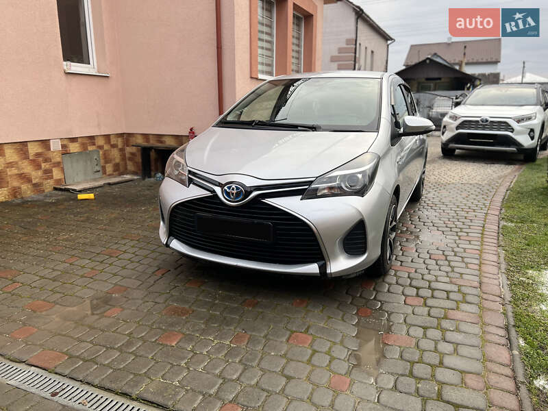 2014 toyota yaris