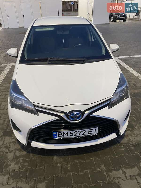 2016 toyota yaris
