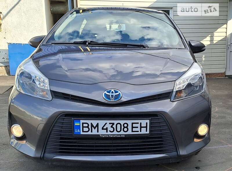 2013 toyota yaris