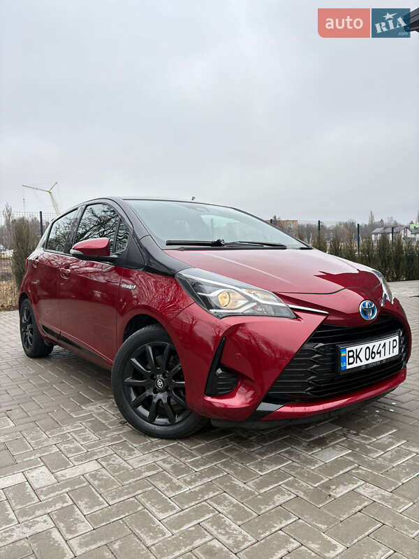 2017 toyota yaris