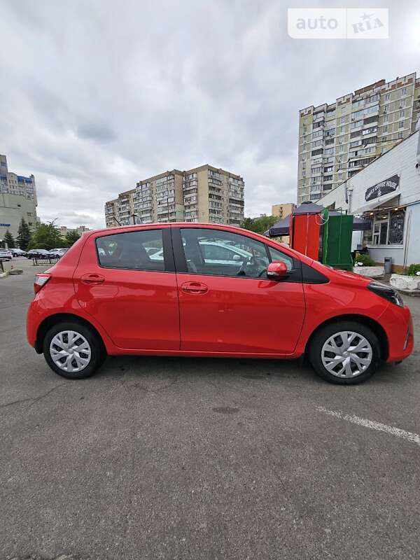 2019 toyota yaris