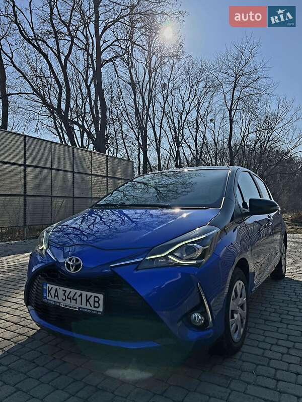 2019 toyota yaris