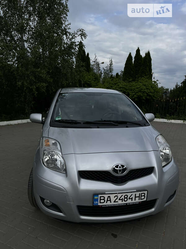 2009 toyota yaris
