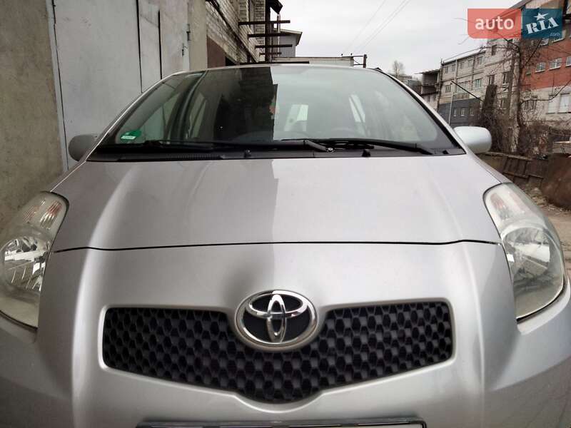 2007 toyota yaris