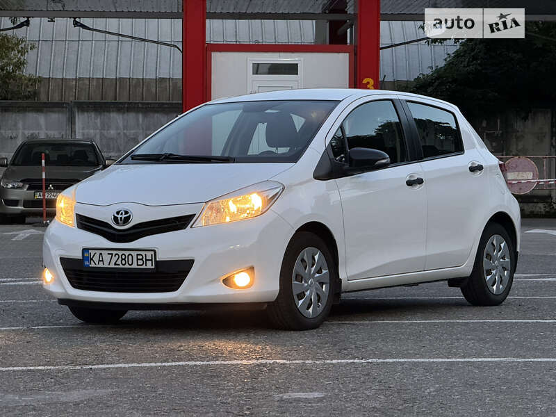 2013 toyota yaris