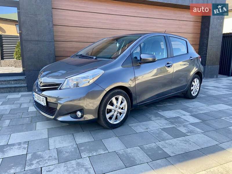 2014 toyota yaris