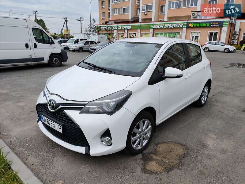 2015 toyota yaris