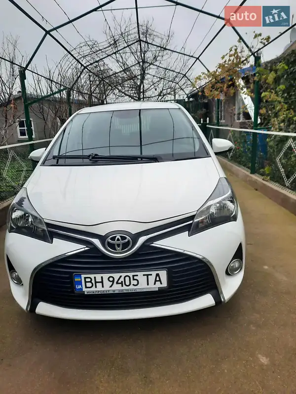 2016 toyota yaris