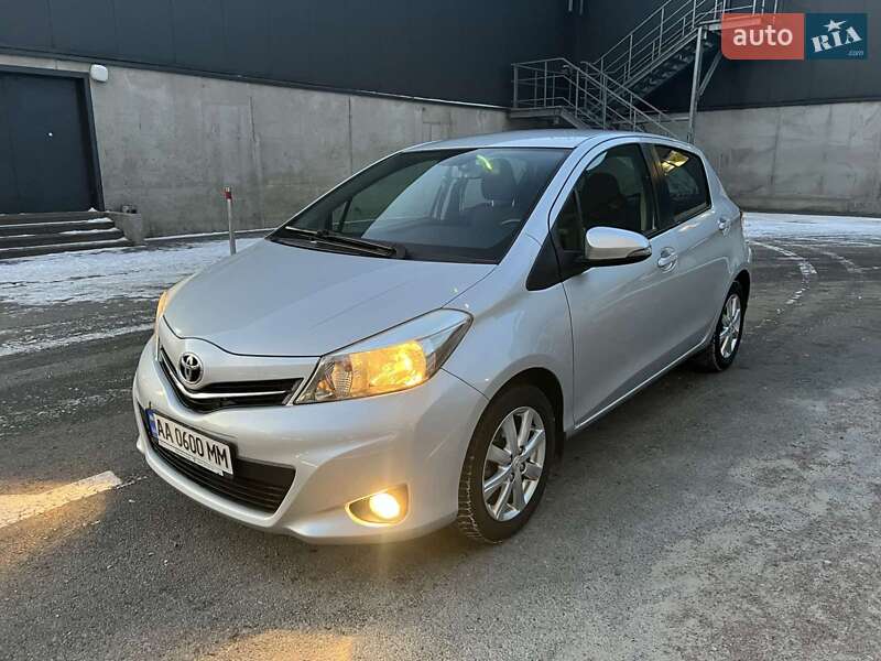 2014 toyota yaris