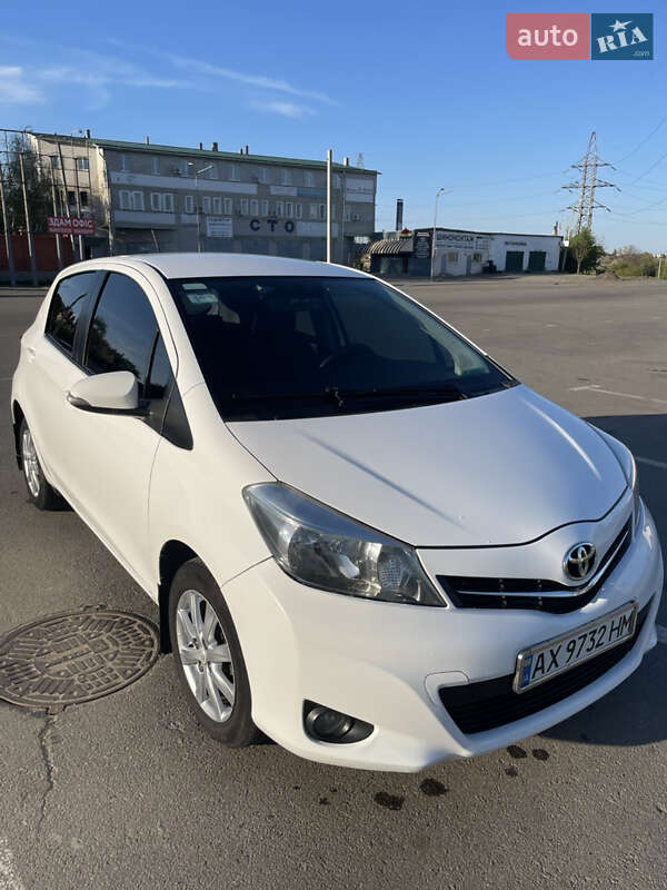 2014 toyota yaris