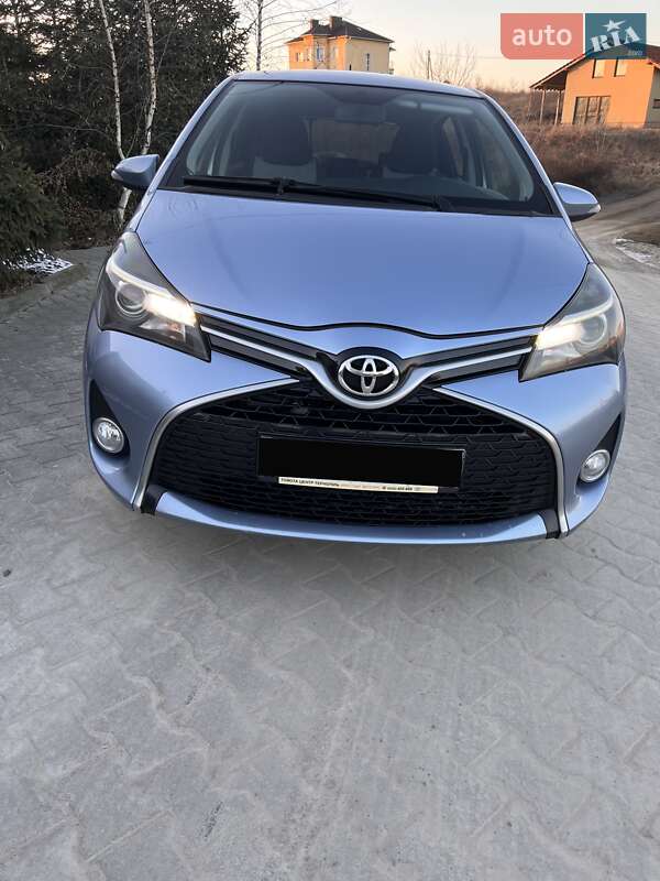 2016 toyota yaris