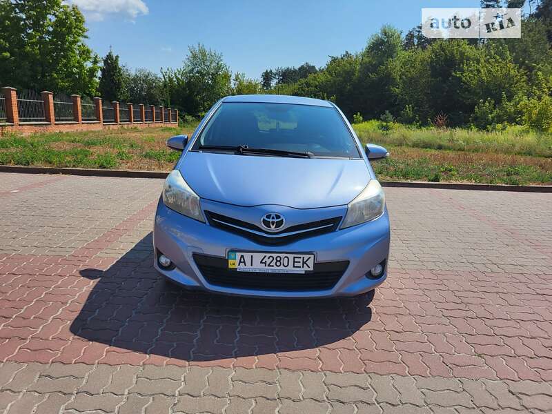 2014 toyota yaris