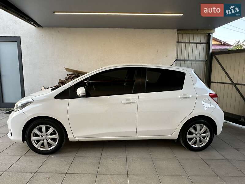 2014 toyota yaris