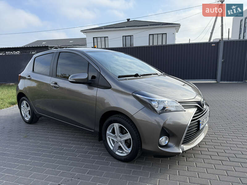 2016 toyota yaris