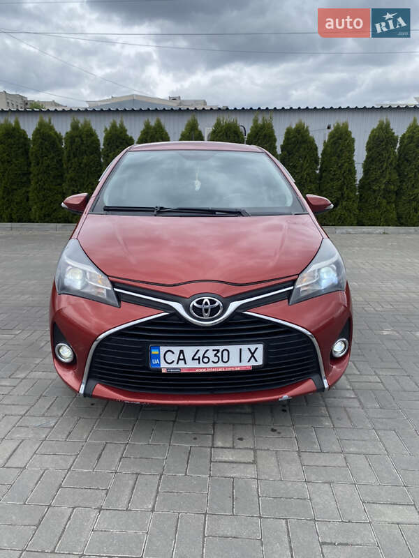 2012 toyota yaris