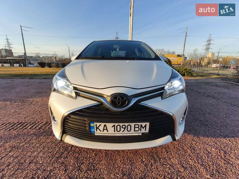 2016 toyota yaris