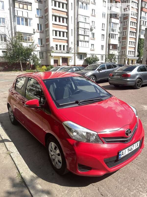 2013 toyota yaris