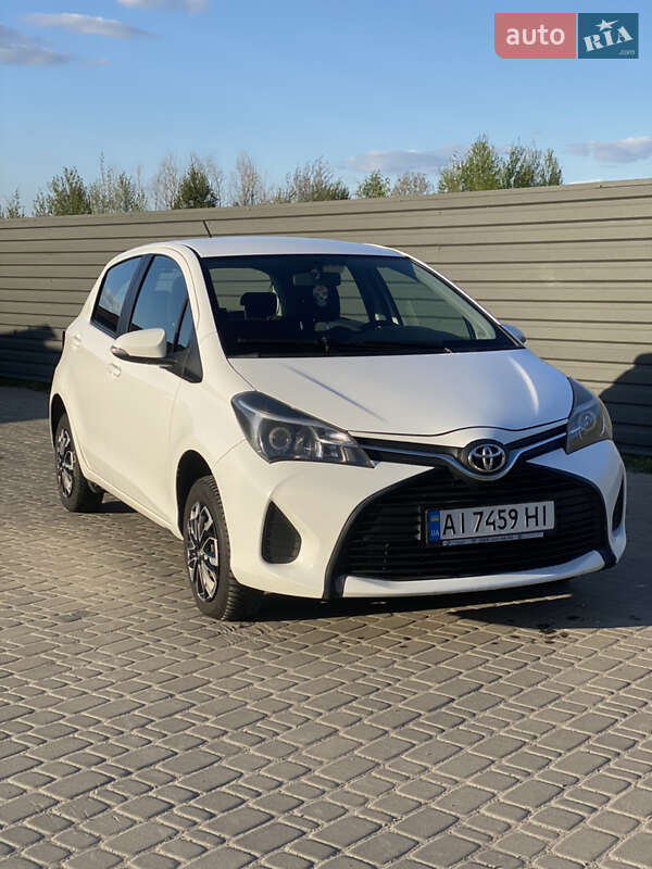 2014 toyota yaris