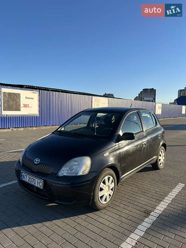 2004 toyota yaris
