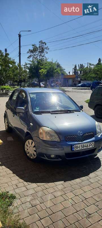 2005 toyota yaris