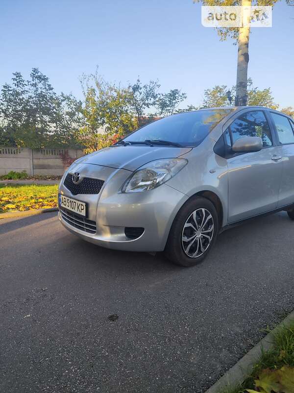 2006 toyota yaris